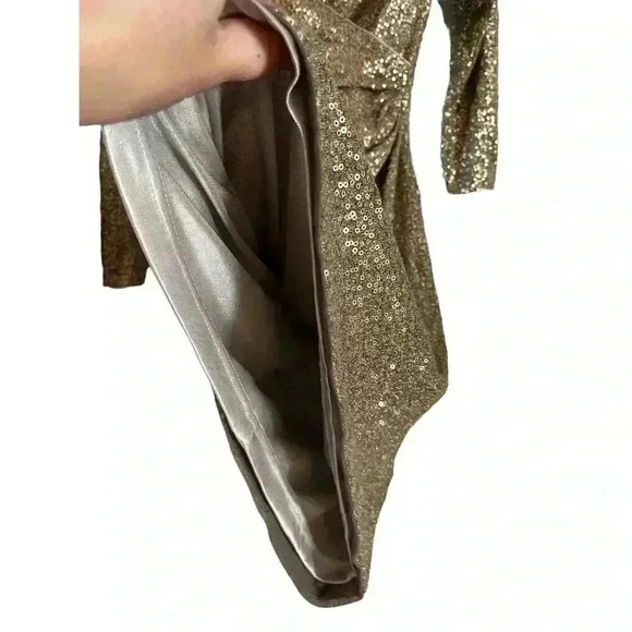 Aidan Mattox Women’s Dress Cocktail Sequin Gold Long Sleeve Size 0 - Picture 3 of 6